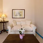 Zannos Melathron Hotel