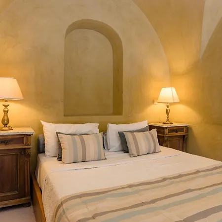 Zannos Melathron Pyrgos Kallistis