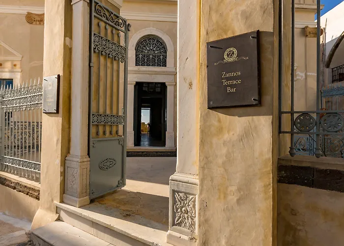 Zannos Melathron فندق 5*